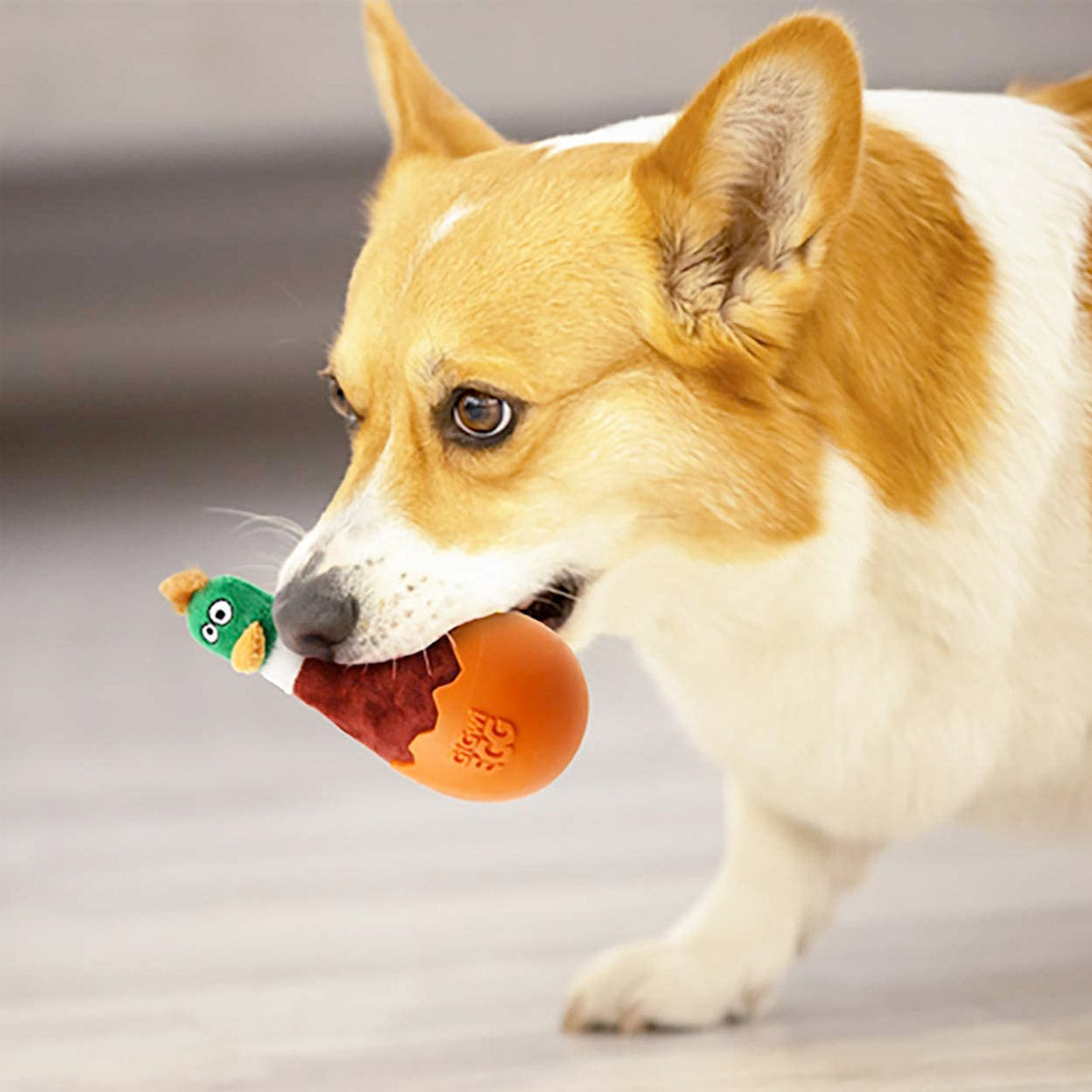 GiGwi EGG Wobble Fun Brown Duck - Medium