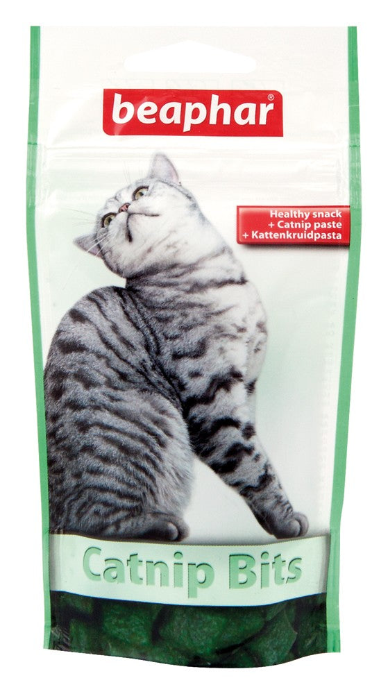 Buy 1 Get 2 Free. Buy a Royal Canin Feline Care Nutrition Hair & Skin 2 kg and GET FREE Royal Canin Feline Care Nutrition Hair & Skin Gravy (Wet Food - Pouches) 12 x 85 gm and also GET FREE Beaphar Catnip Bits 35Gm/ 75 Healthy Cat Treats